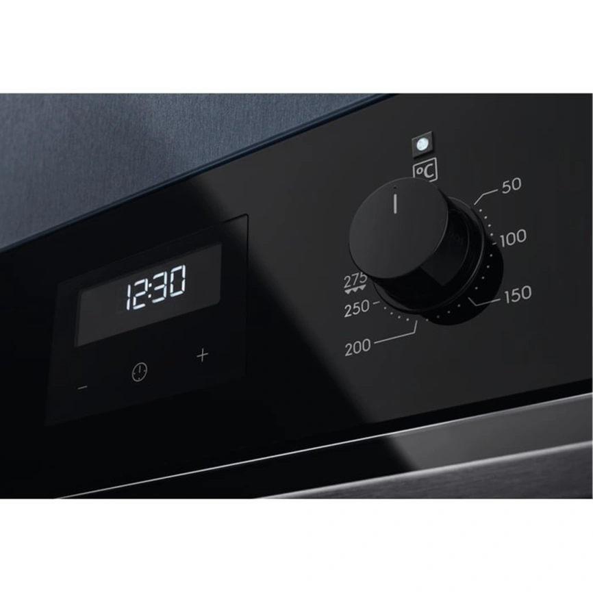 Электрический духовой шкаф Electrolux EOD3C70TK Black фото 5